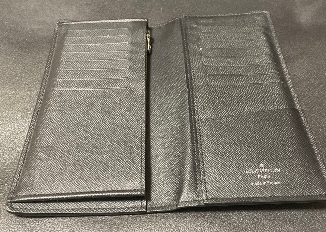 ルイヴィトン ポルトフォイユ・ブラザ タイガ 長財布