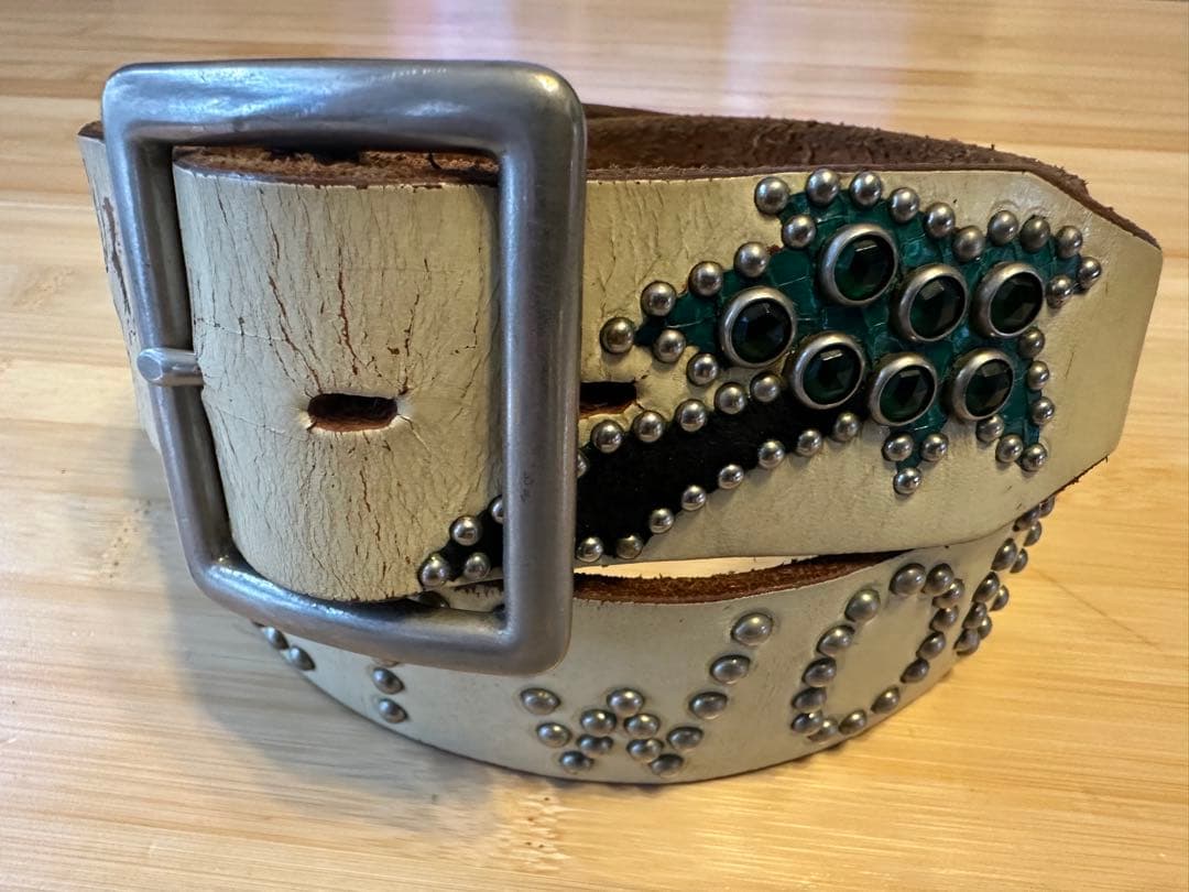 ⭐️初期⭐️HTC×ハリウッドランチマーケット⭐️マルチカラーストーン⭐️ホワイト⭐️36