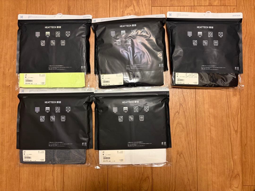 【新品未使用未開封】ユニクロ　ヒートテック　アレキサンダーワン　5点セット