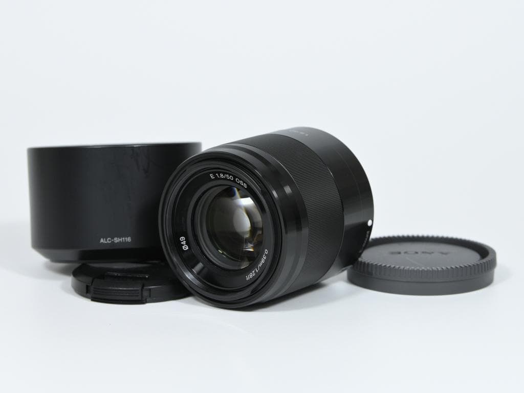 【超美品】 ソニー　SONY E 50mm F1.8 OSS SEL50F18