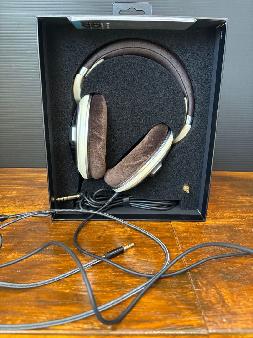 極美品　Sennheiser HD 599 有線ヘッドホン