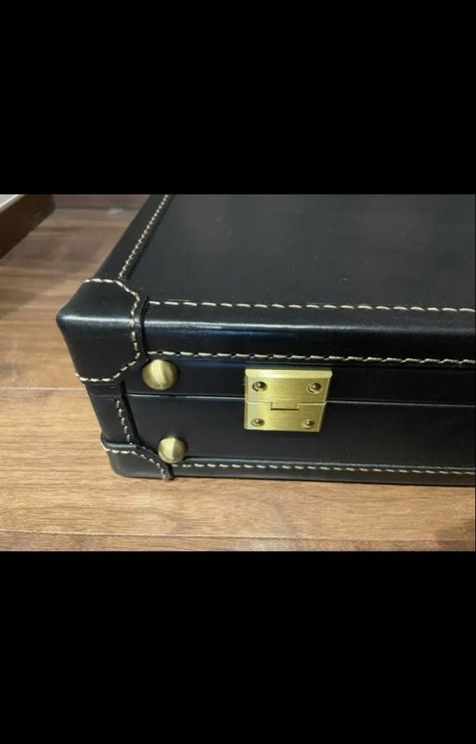 土屋鞄　レザーアタッシュケース　ジェンマ　ビジネスバッグ　トランク