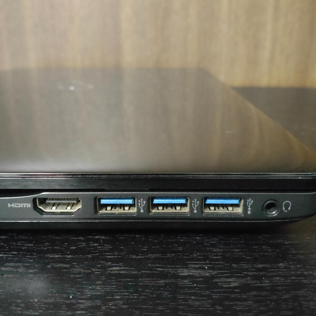 富士通　LIFEBOOK　ノートPC　Core i7　RAM8GB　HDD1TB