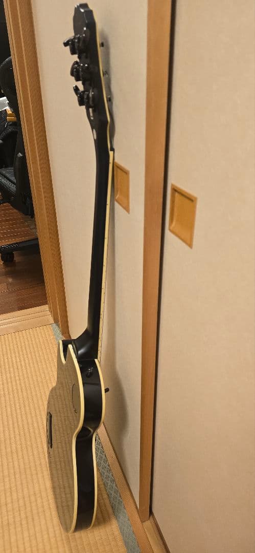 エピフォン Prophecy plus EMG 81/85