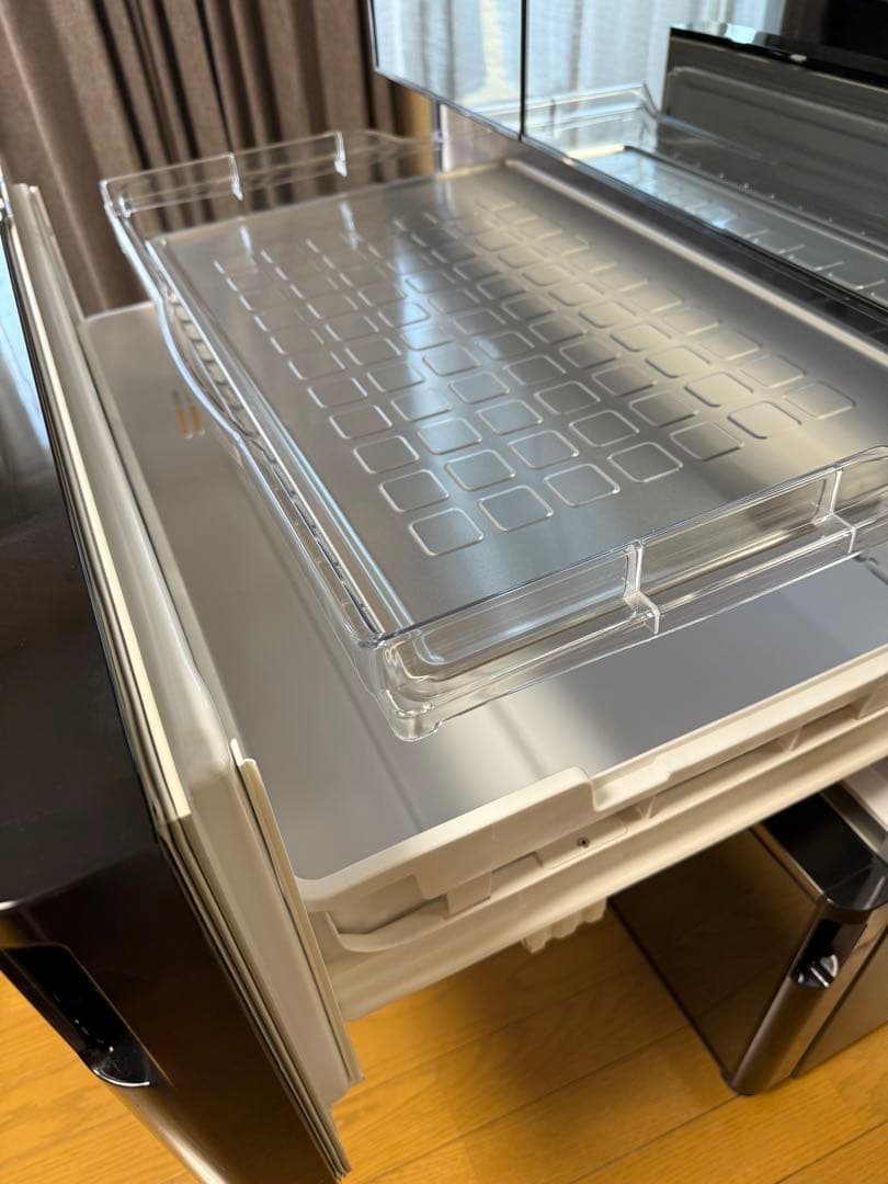 HITACHI 冷蔵庫 615L