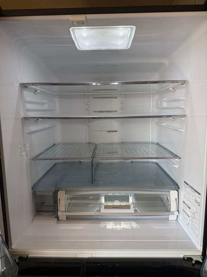 HITACHI 冷蔵庫 615L