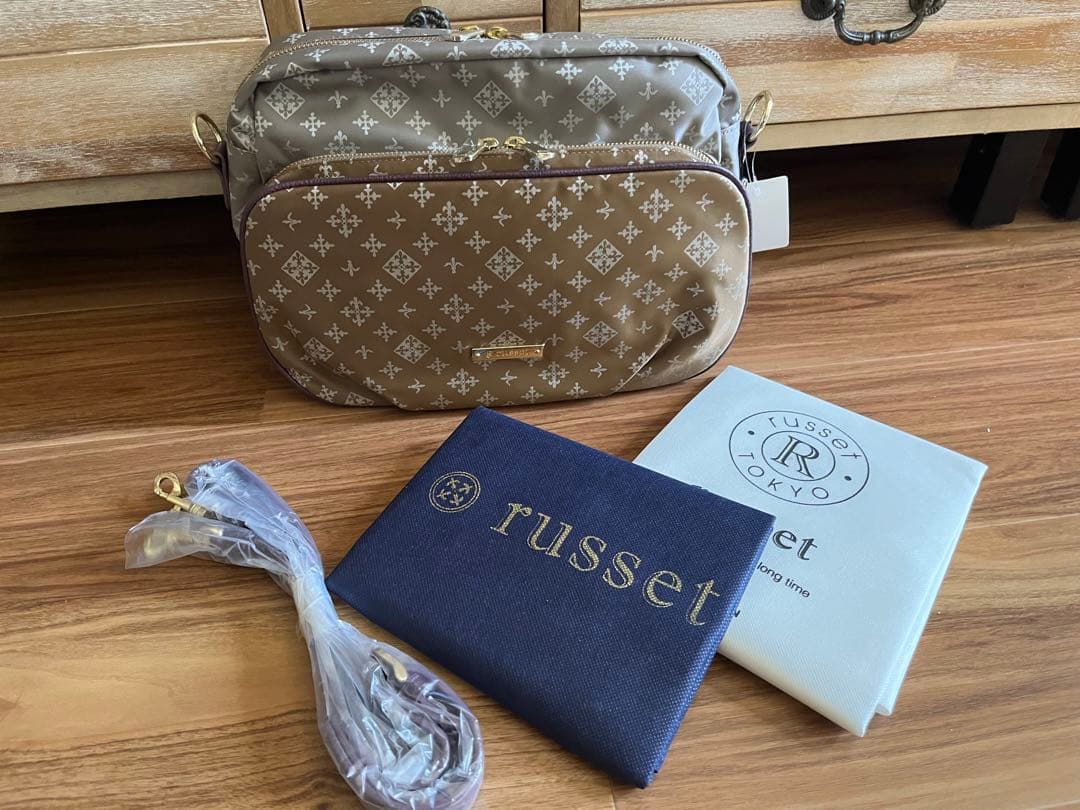 russet グレーベージュ ショルダーバッグ