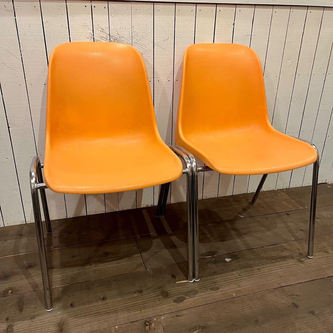 イタリア製 MOD ELENA スタッキングチェア 二脚セット