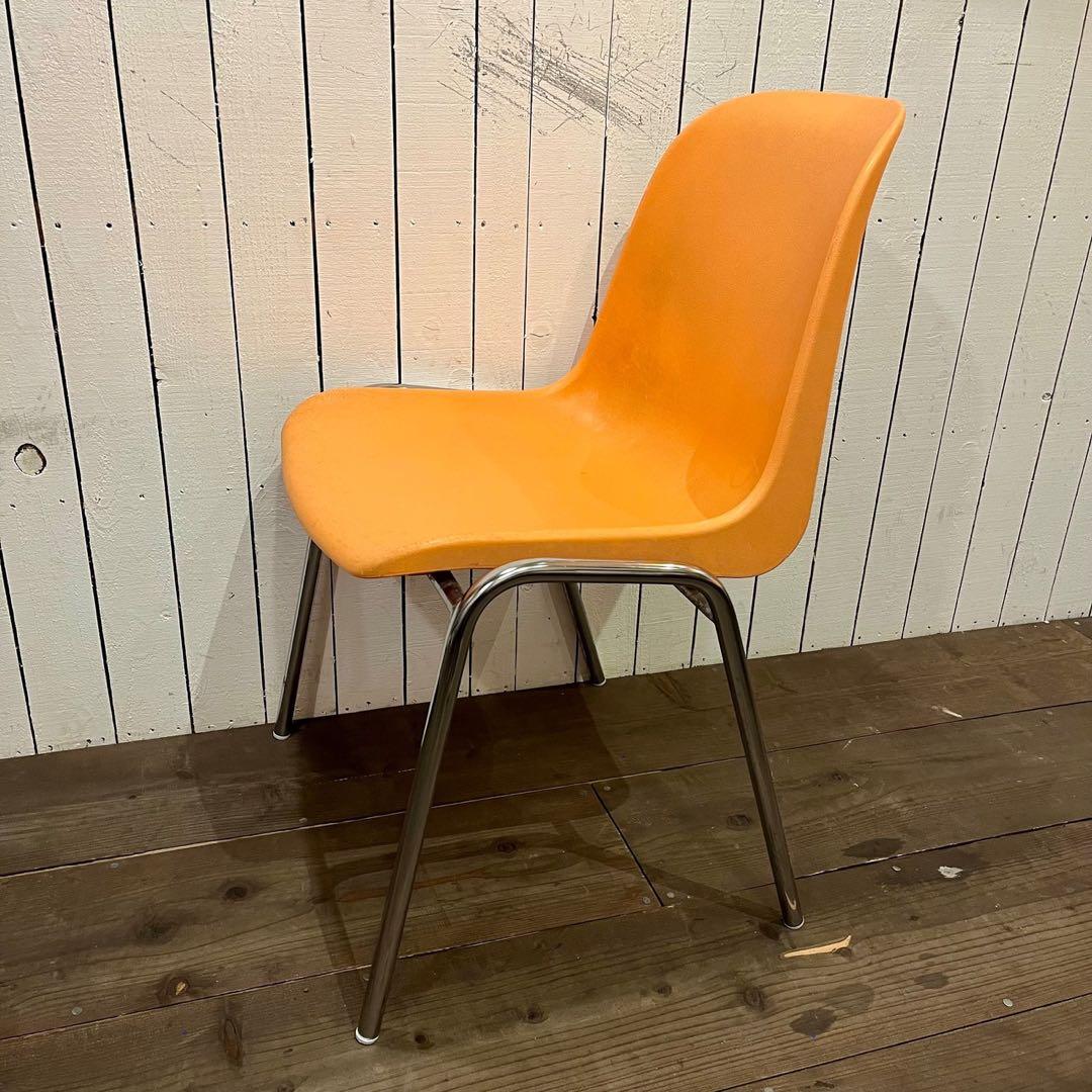 イタリア製 MOD ELENA スタッキングチェア 二脚セット