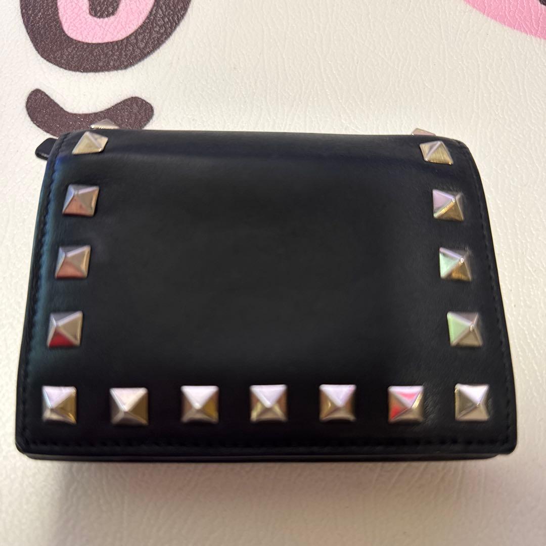 VALENTINO スタッズ 二つ折り財布 黒