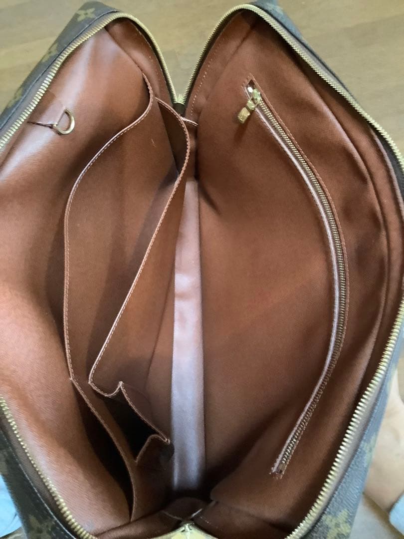 ルイヴィトン　ブリーフケース