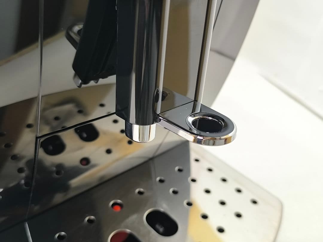 デロンギ　コンパクト全自動コーヒーマシンマグニフィカS ECAM22112B　4