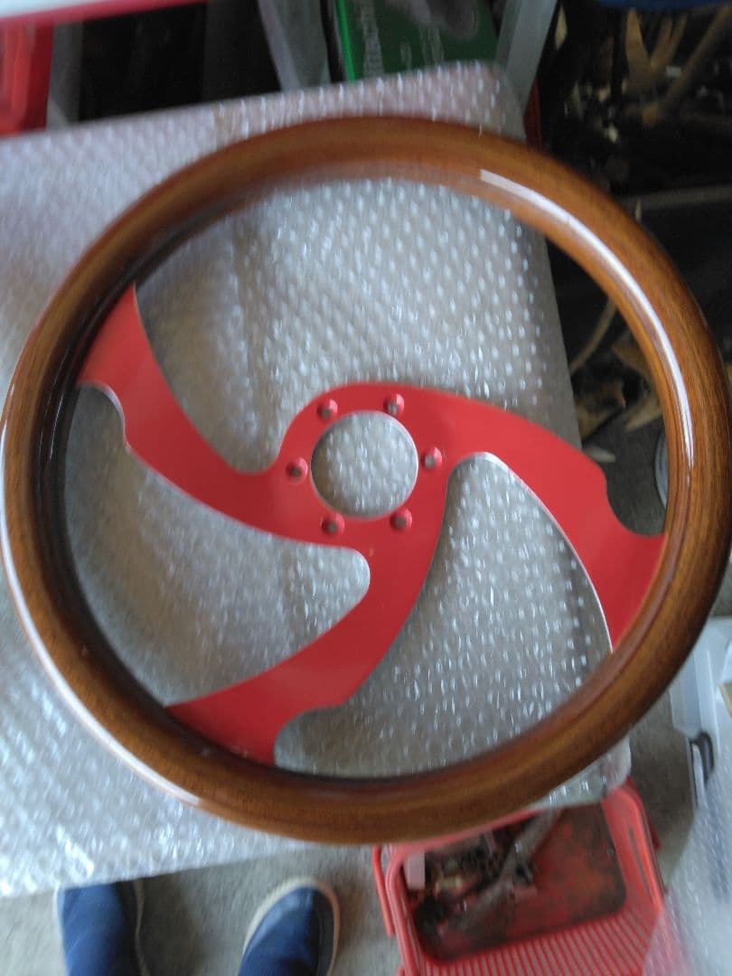 ホワイト ステアリング。ウッド ステアリングホイール 二本での販売