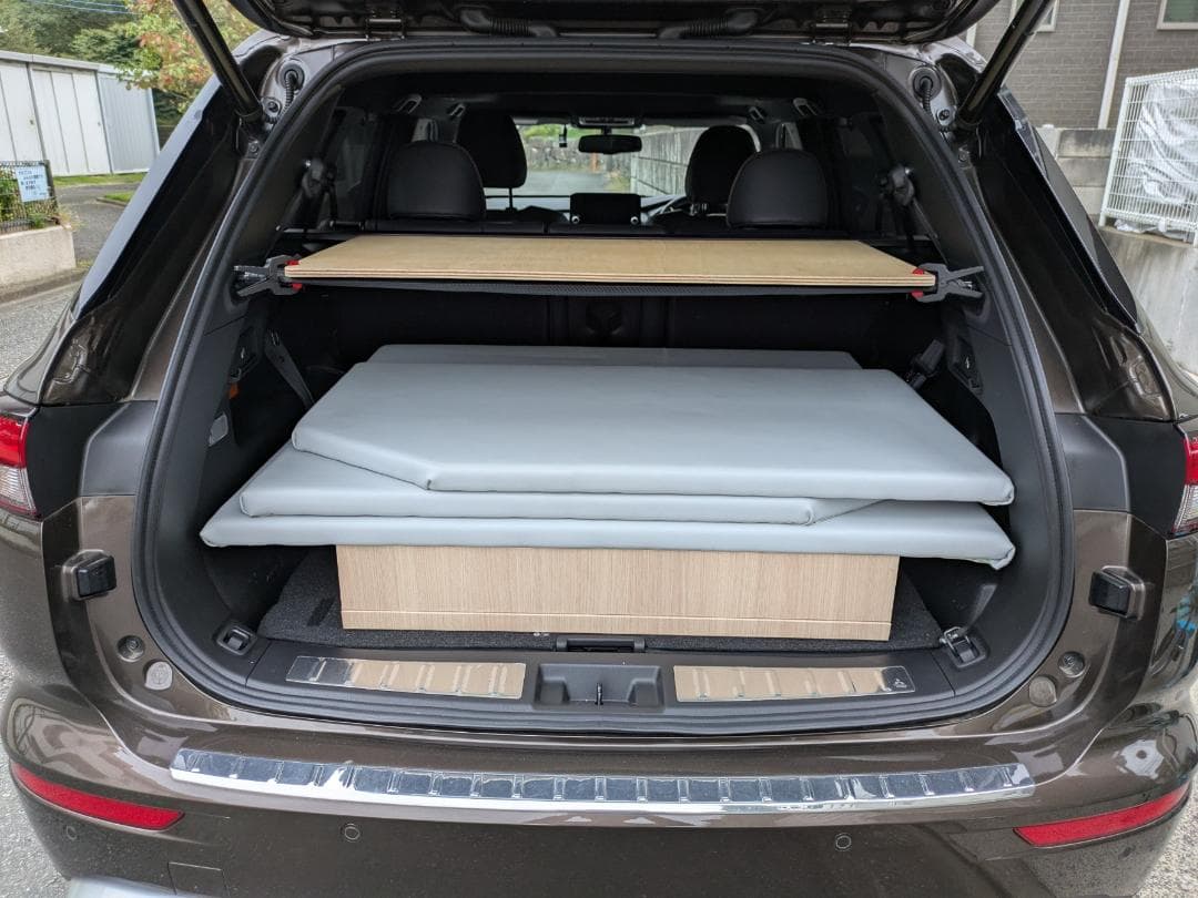 引取限定　アウトランダー　ベッドキットPHEV（GN0W）専用7人乗り