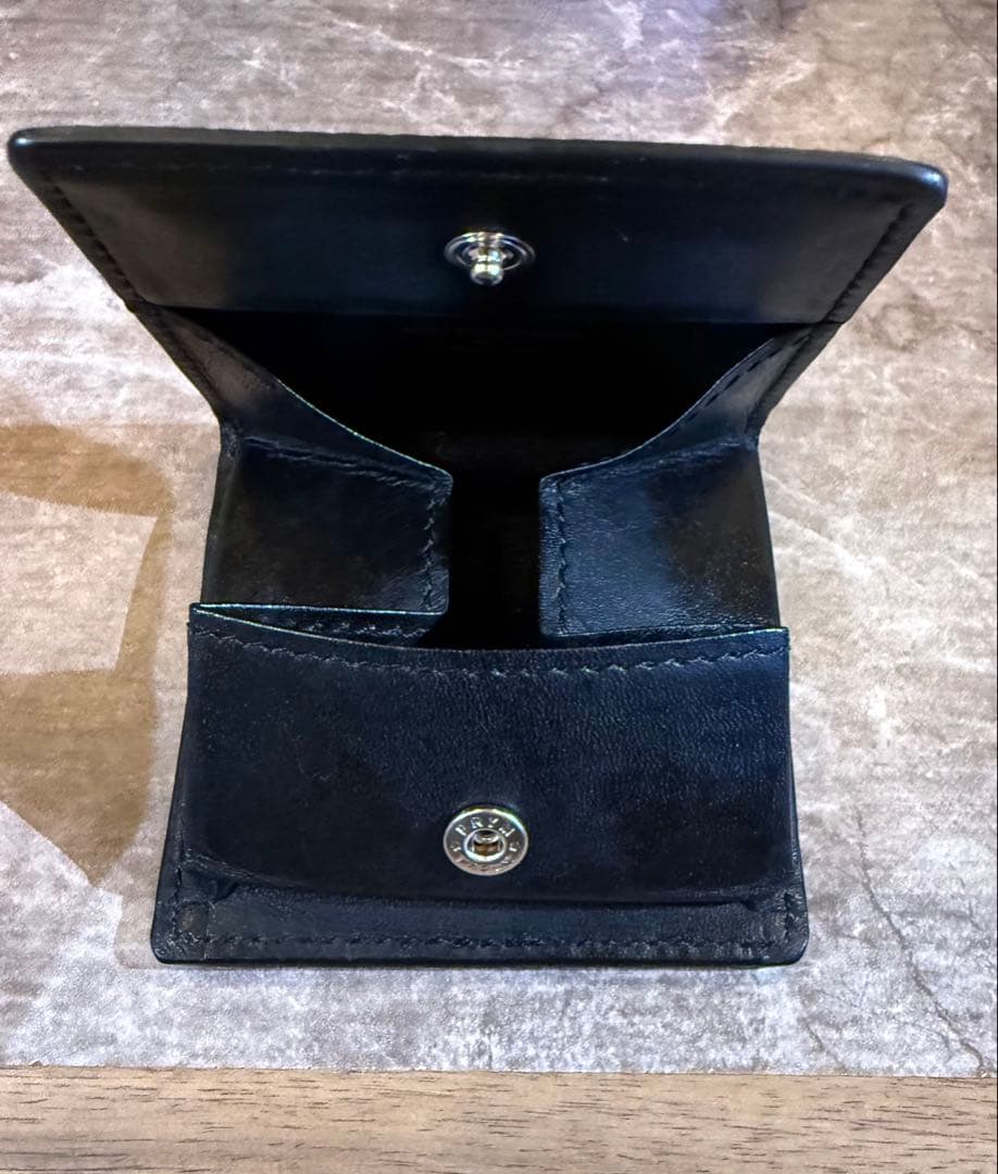 PELLE MORBIDA ブラックケース