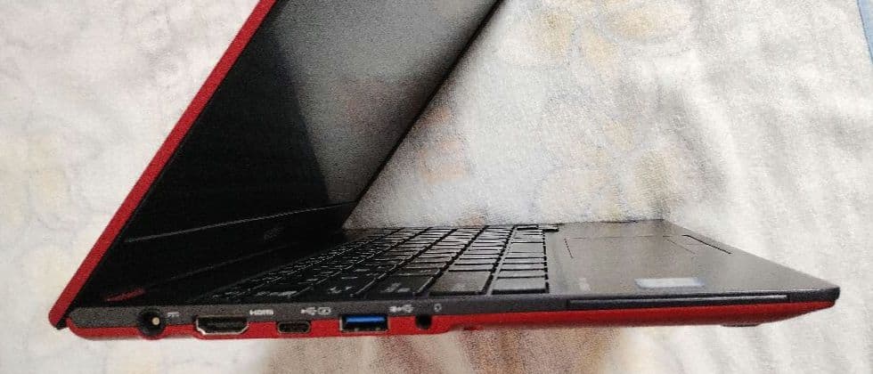 理由有RAM8 Office2021 Corei5 LIFEBOOKU938/S