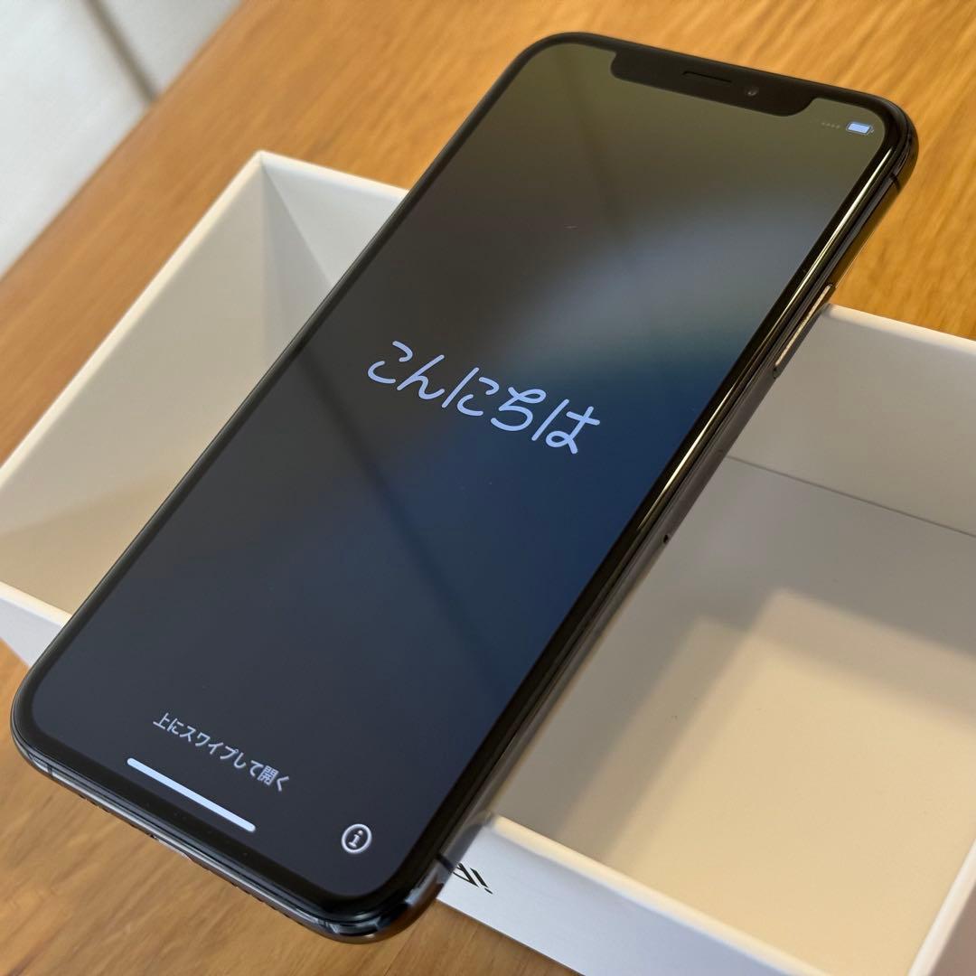 海外版 iPhone Xs 64GB 黒