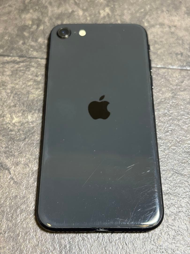 iPhone SE 第二世代　128GB ブラック 本体