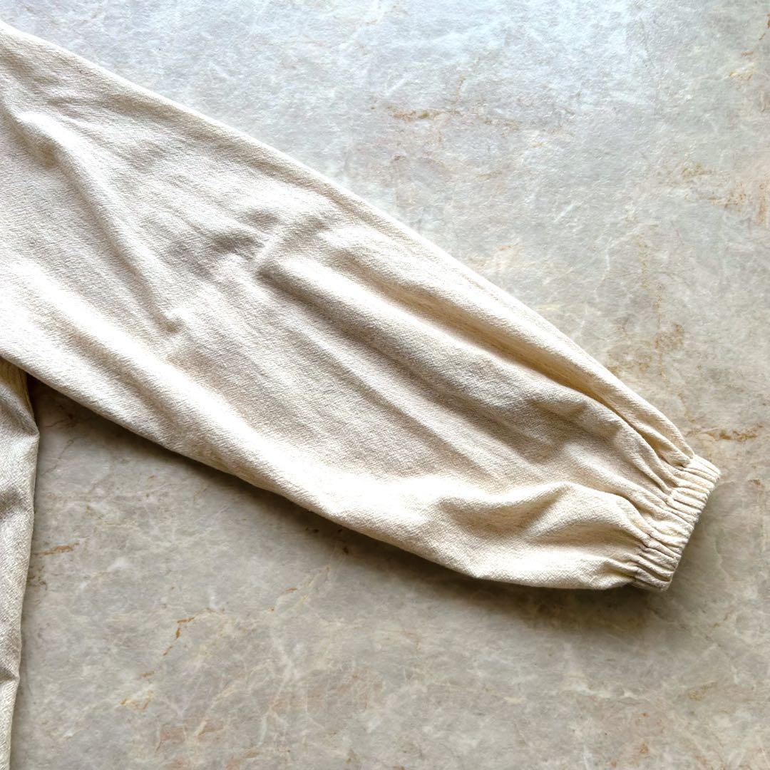 forte_forte ウール ノーカラーブラウス ベージュ ベロア ゴールド