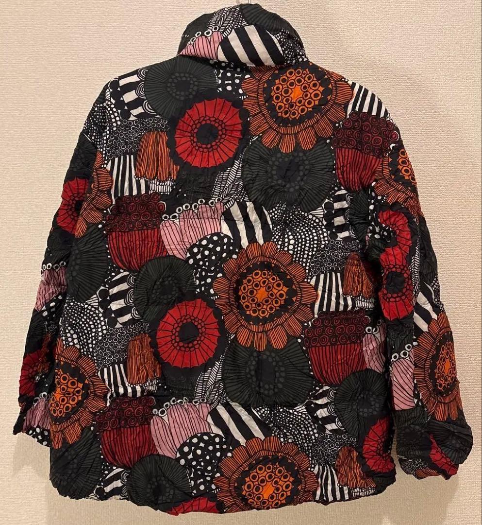 海外限定 マリメッコxユニクロ　ウルトラライトダウンL