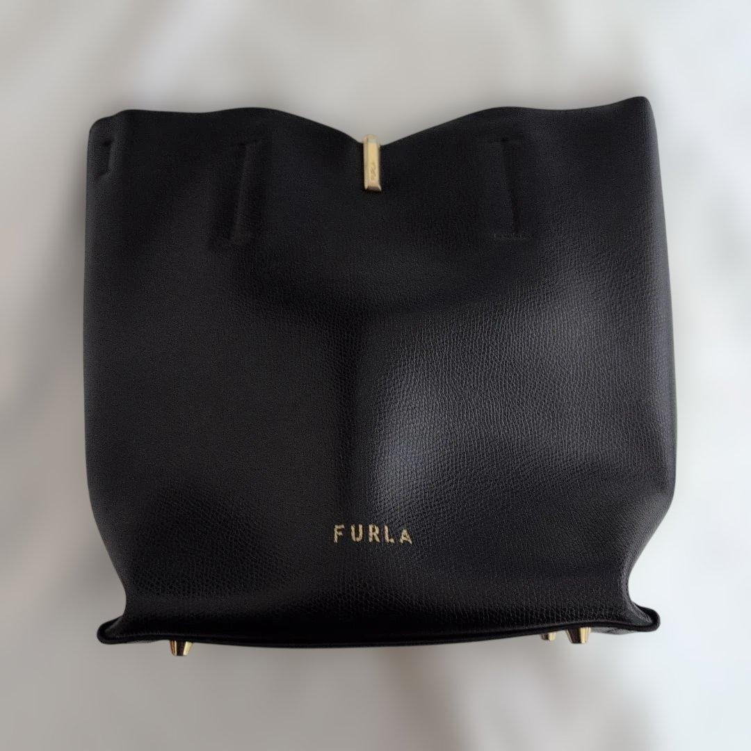 ひ*さ様 FURLA RIBBON S BUCKET BAG