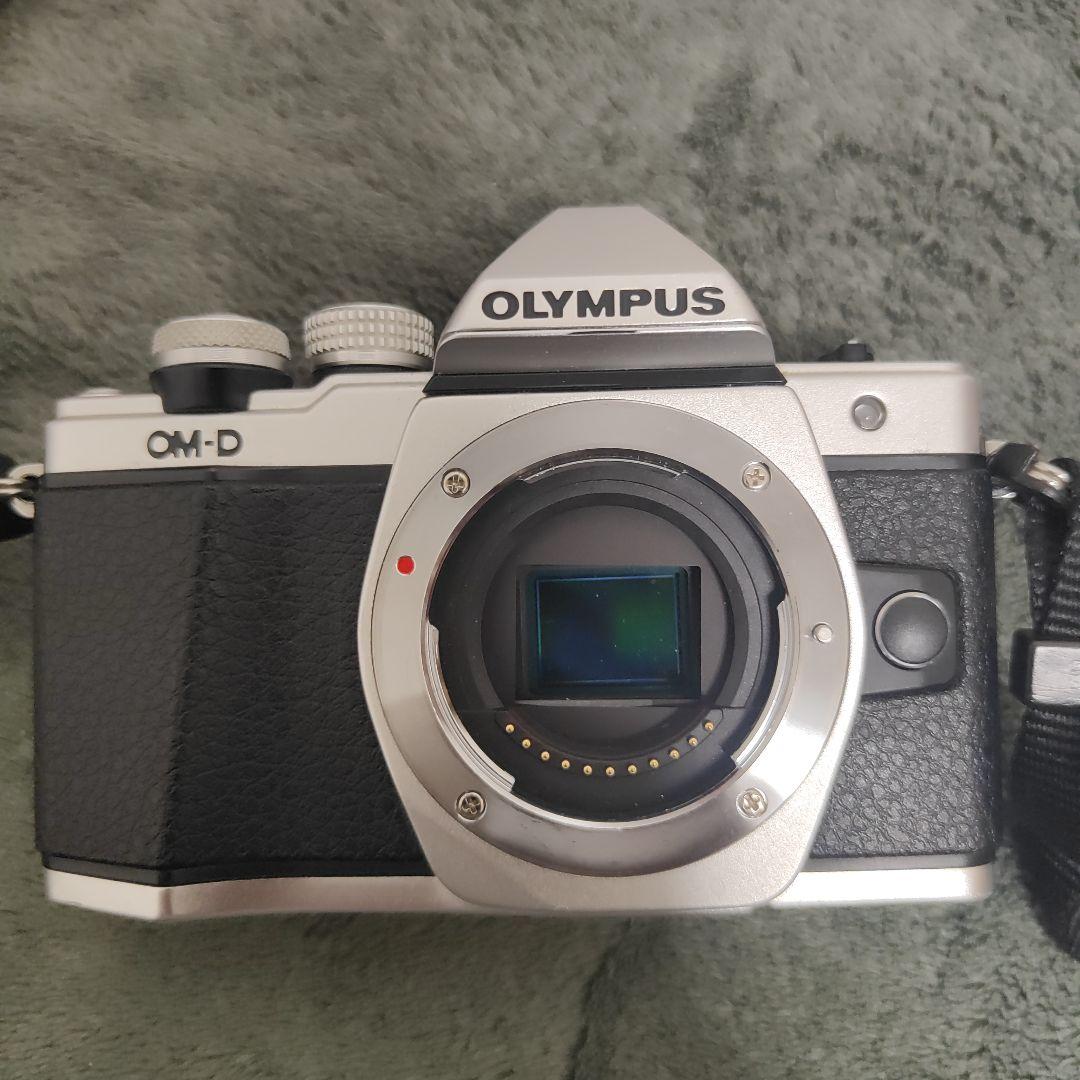 OLYMPUS OM-D E-M10 Mark ⅱ ミラーレス 本体