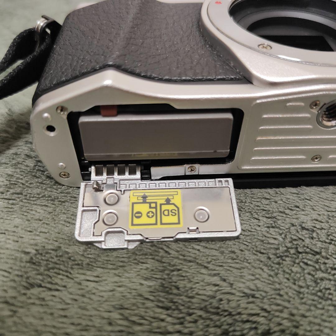 OLYMPUS OM-D E-M10 Mark ⅱ ミラーレス 本体