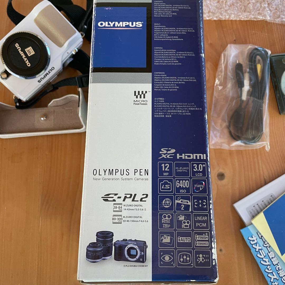 OLYMPUS PEN Lite E-PL2 本体と付属品