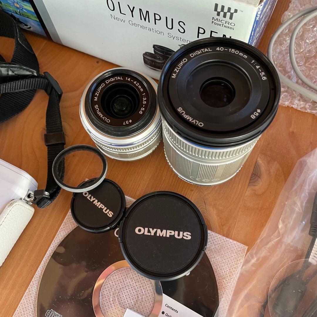 OLYMPUS PEN Lite E-PL2 本体と付属品