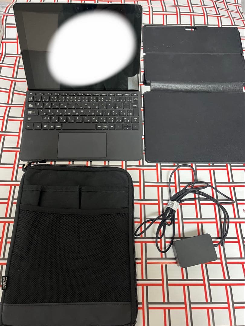 ほぼ未使用・高速・高性能 Surface Go 4GB・64GB SSD