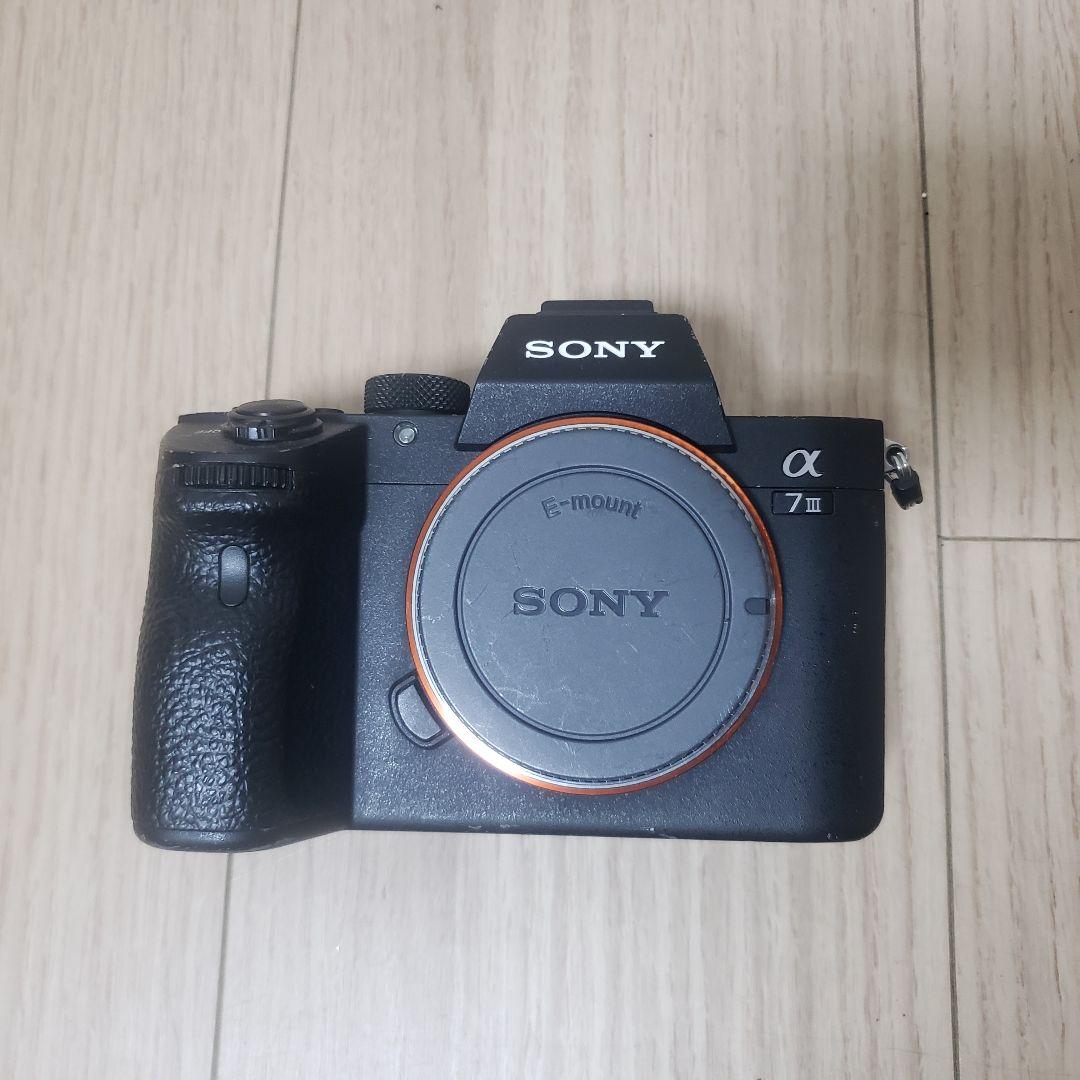 SONY α7 III ミラーレスカメラ 本体と付属品