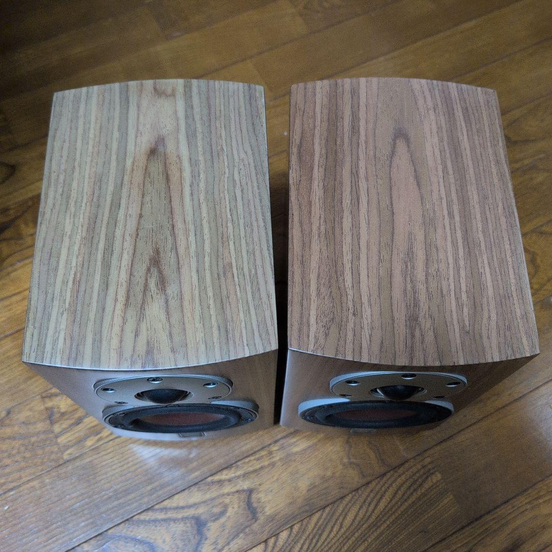 DALI menuet MH ウォールナット 純正スパイク付