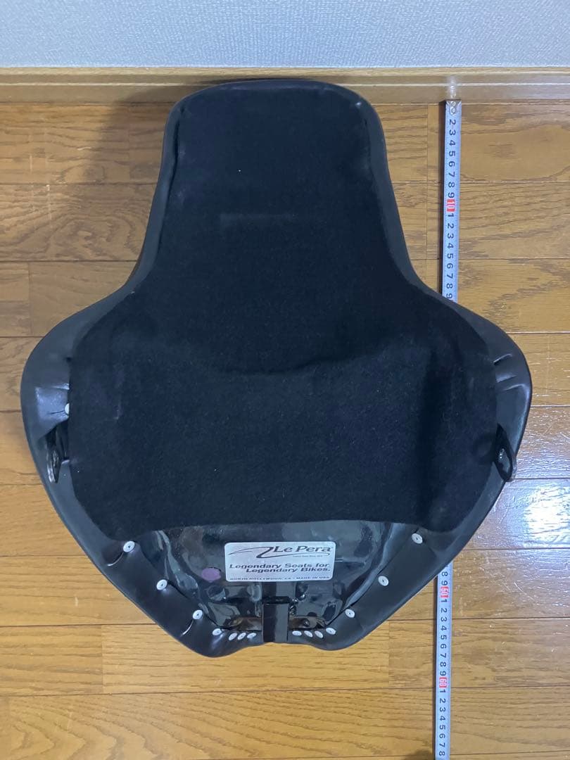 ラペラ　Le Pera ハーレー　ソフテイル　ソロシート　FXST FLST