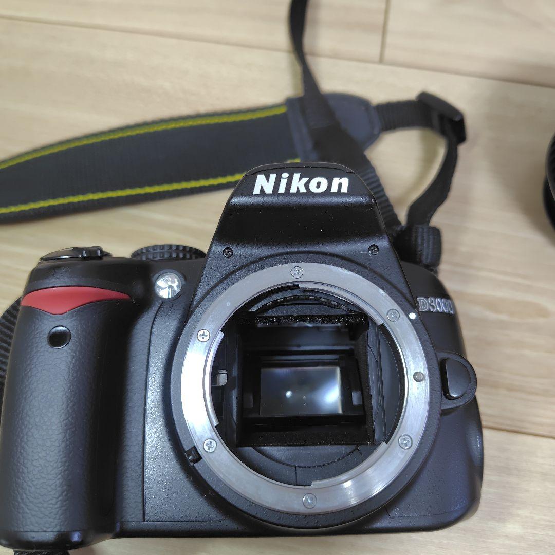 Nikon D3000 デジタル一眼レフカメラ、レンズ、バッテリー