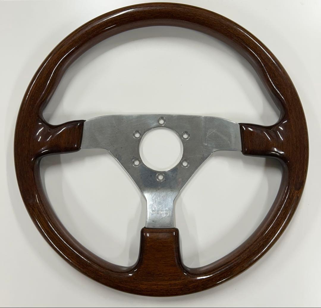 美品　momo ウッドステアリング　希少品　90年代 割れなし