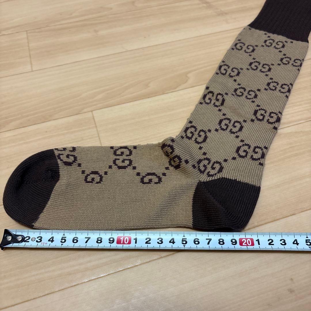 GUCCI GGロゴソックス ベージュ/ブラウン