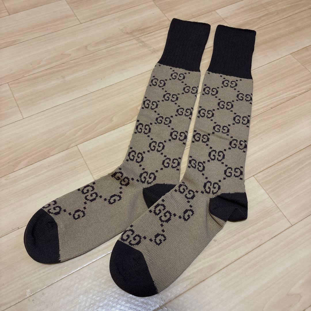GUCCI GGロゴソックス ベージュ/ブラウン