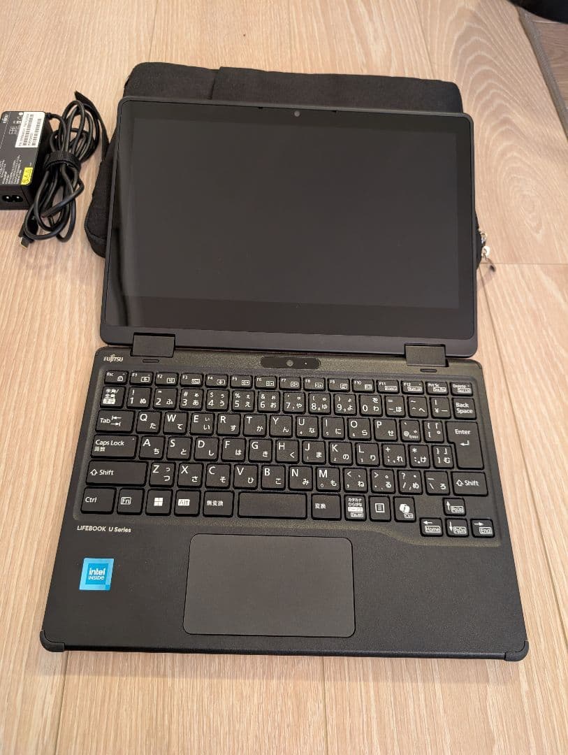Fujitsu LIFEBOOK U Series 本体