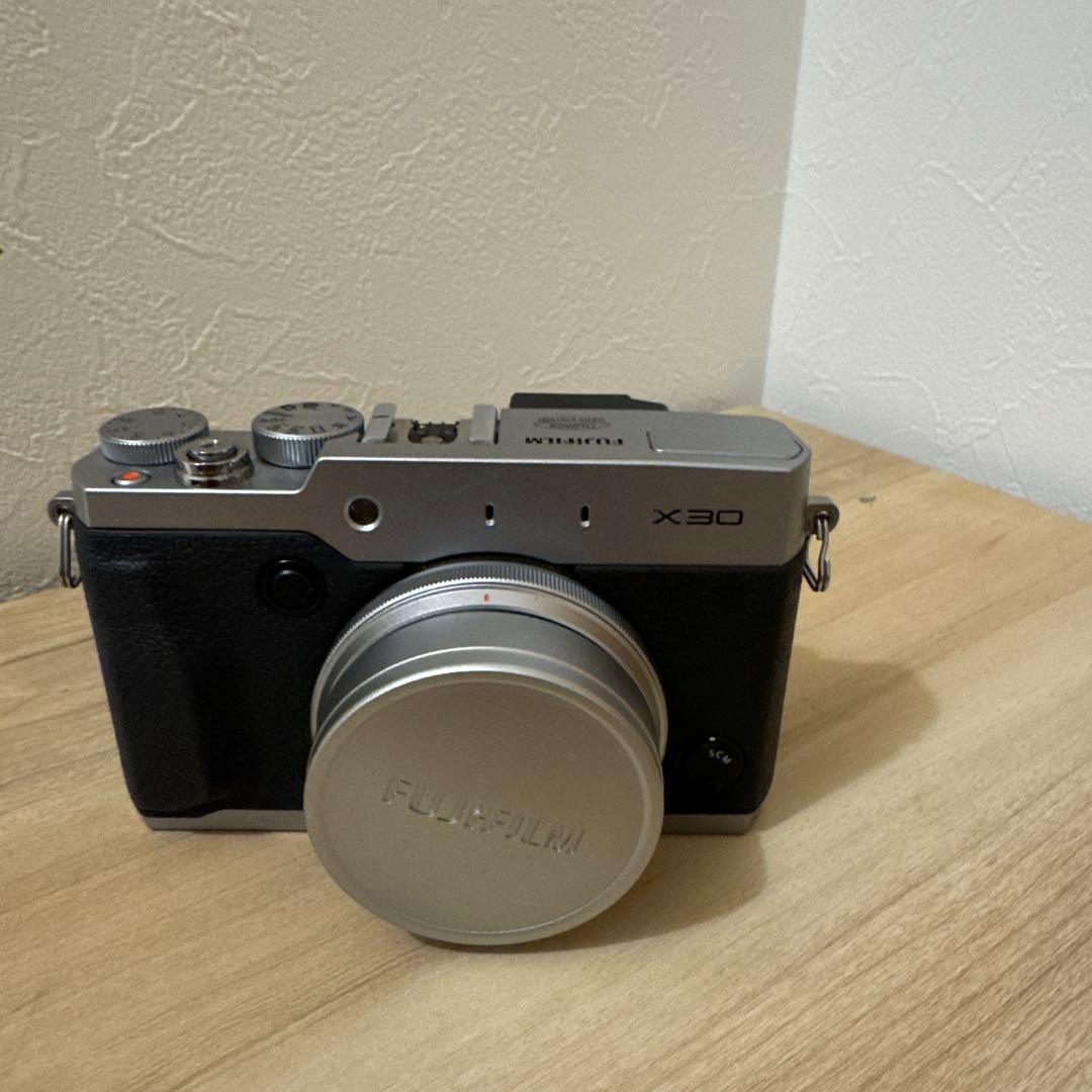 FUJIFILM X30 コンパクトデジタルカメラ