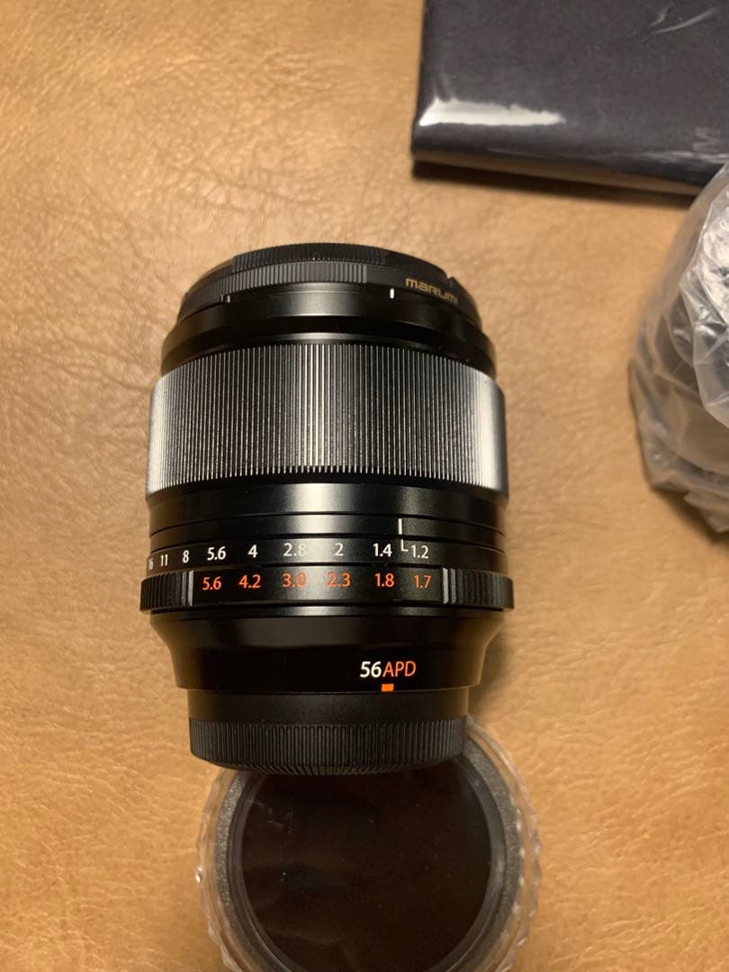 【美品】 FUJIFILM XF56mmF1.2 R APD 純正メタルフード付
