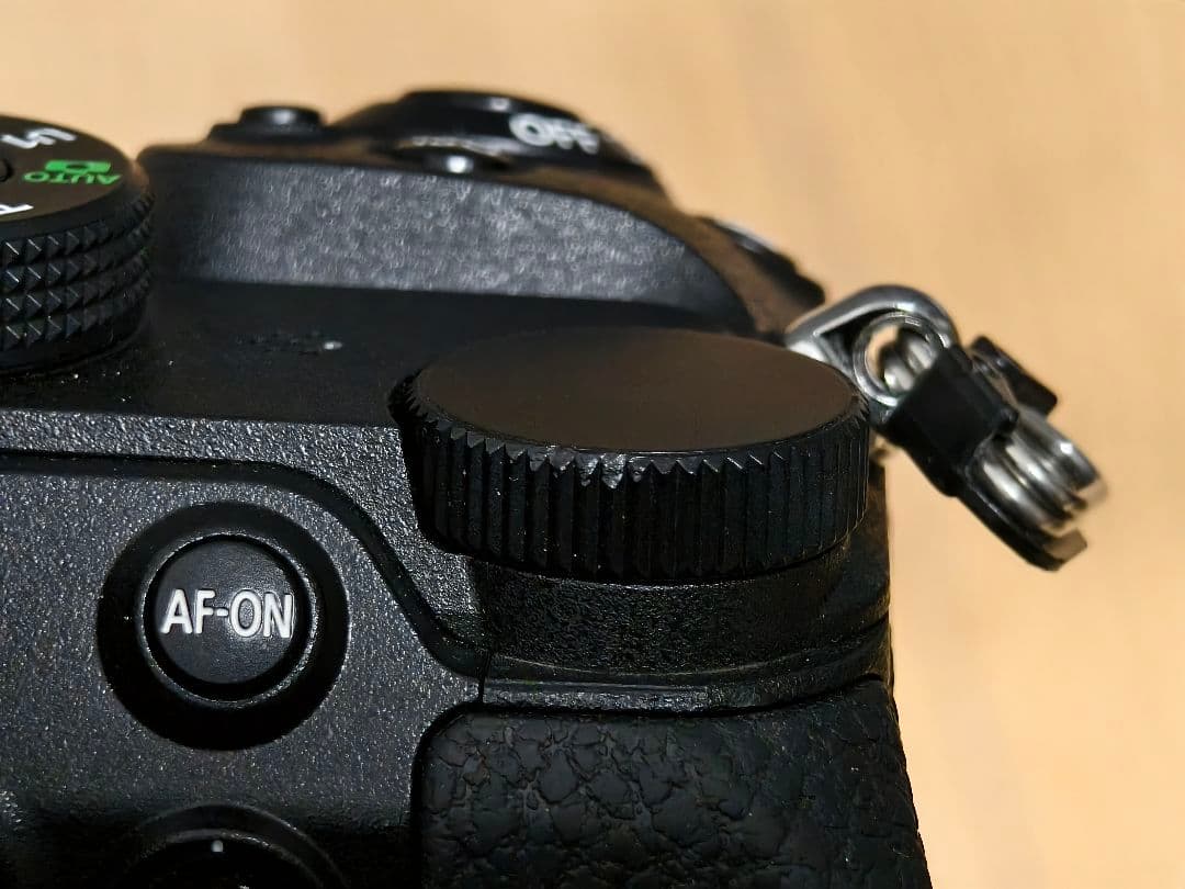 Nikon Z5 ボディ ショット数18205回