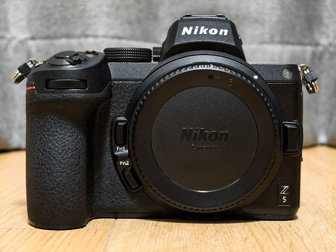 Nikon Z5 ボディ ショット数18205回