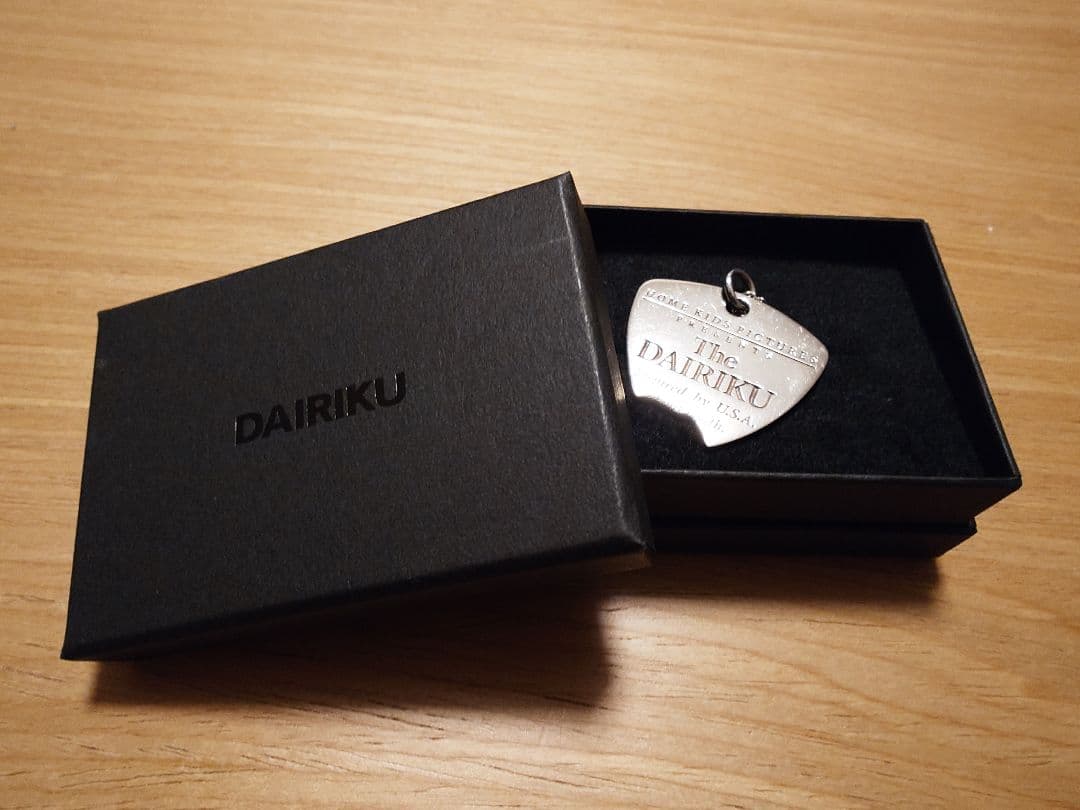 DAIRKU ギターピックネックレス