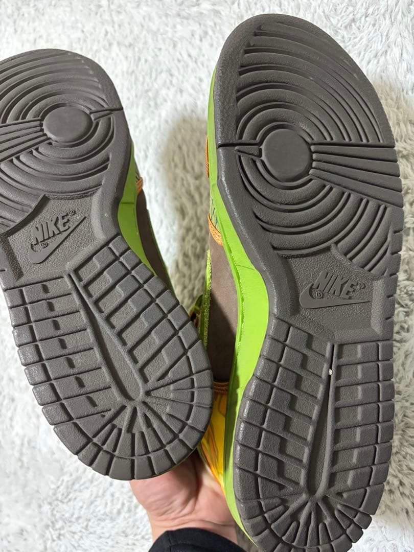 ナイキ　スニーカー