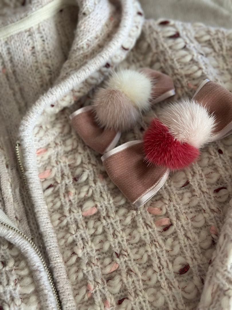 ルネ　2025秋冬ニットパーカー　リボンブローチ２個付　こんにちは様‼️