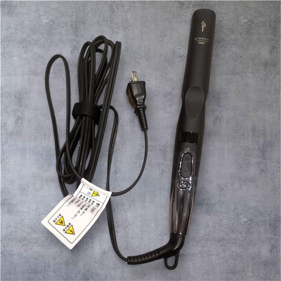 美品　KINUJO PRO 絹女　ストレートヘアアイロン ブラック　KP-001