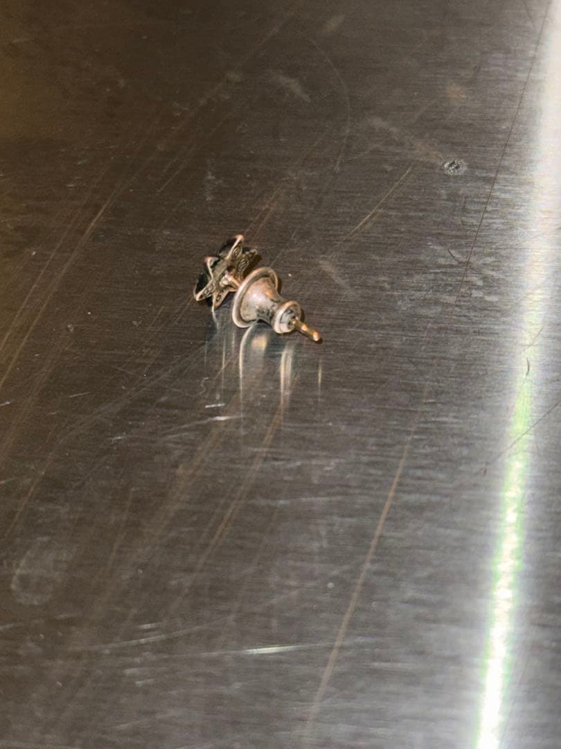 クロムハーツ スタッドピアスwithルビー