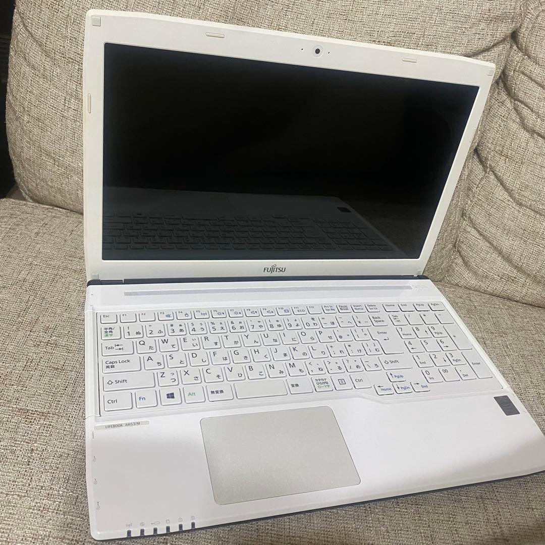 使用回数少なめ　富士通 ノートパソコン LIFEBOOK AH53/M 約1TB