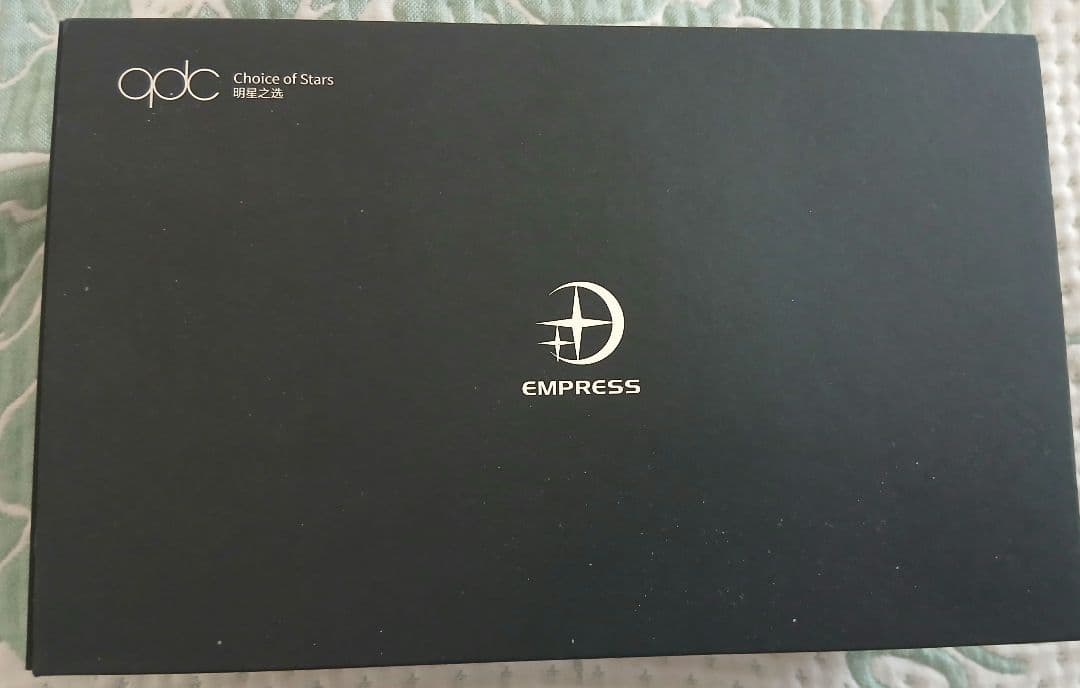 qdc Empress イヤホン ユ二バ一サルモデル