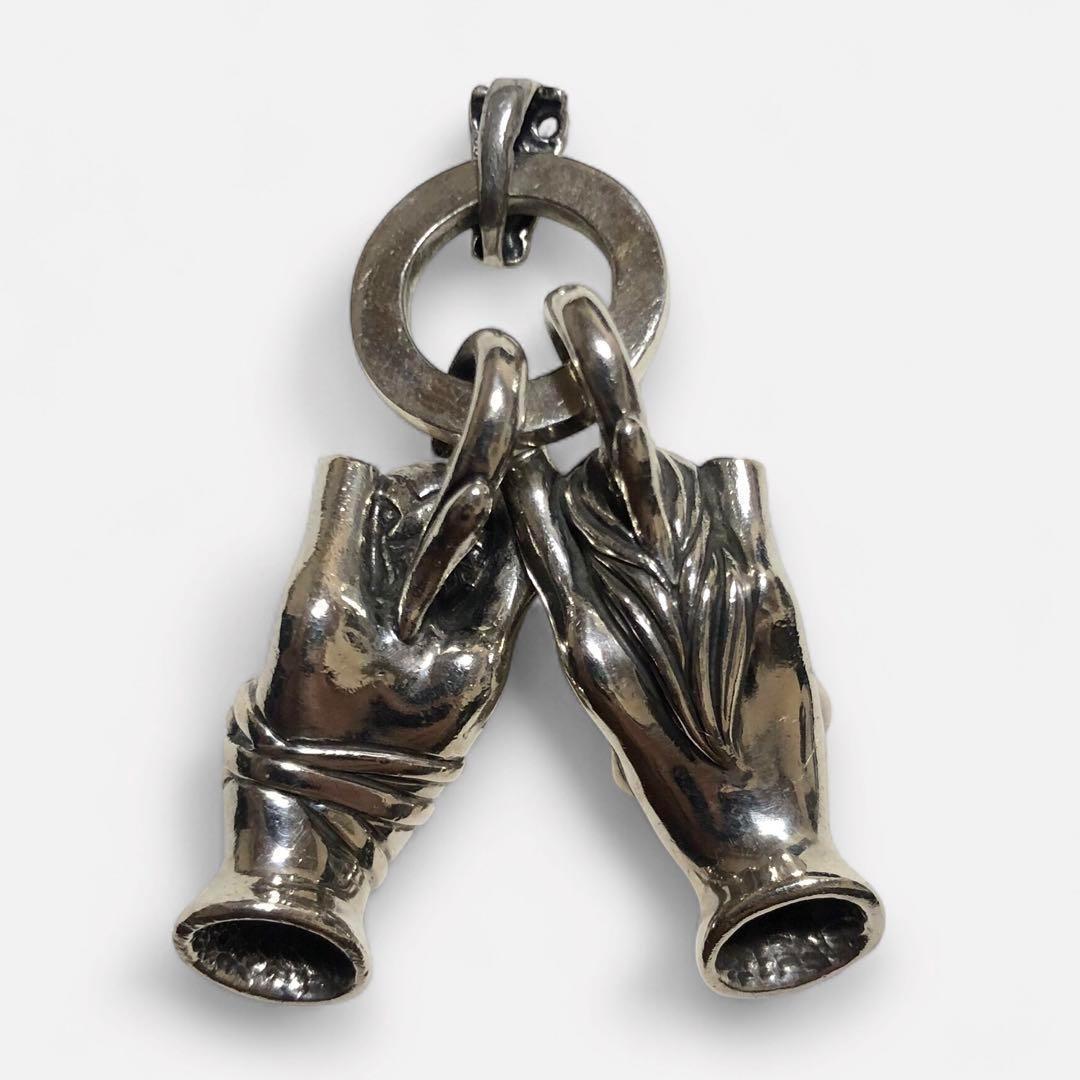 Froid Tiedeur フロワティエドール 磔 ペンダントトップ ネックレス